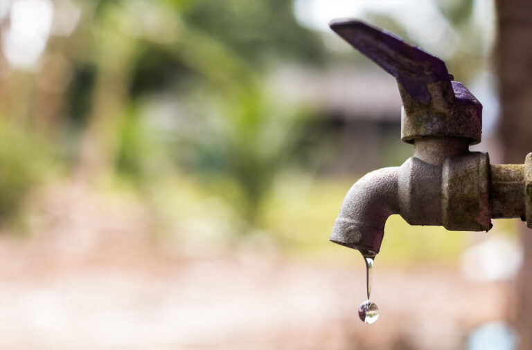 Bij de loodgieter lekt het altijd